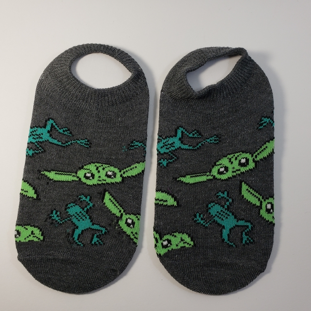 STAR WARS - new socks - MANDELORIAN